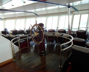 An Bord der Hurtigruten - Im Panorama-Salon der MS Nordnorge