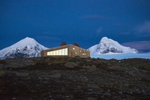 Spektakulärer Blick, tolle Architektur. Die Berghütte Rabot. Foto: Svein Arne Brygfjeld