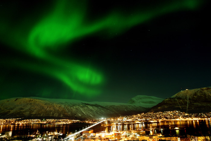 Nordlicht über Tromsø. Foto: Yngve Olsen Saebbe / www.nordnorge.com